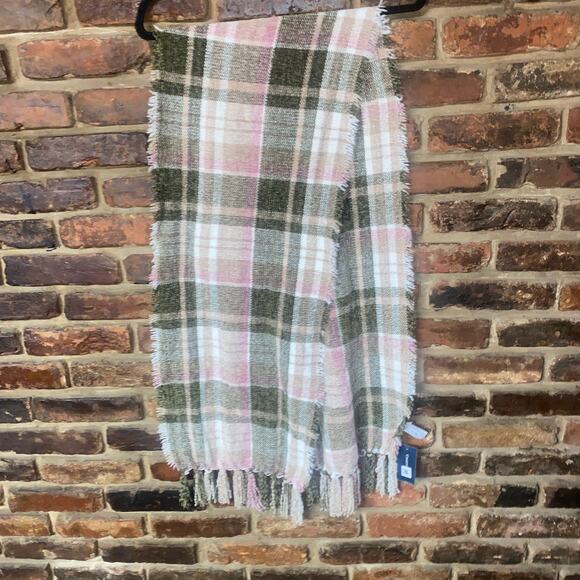 NWT Charter Club Green Pink Beige Tan Fringed Rectangle Scarf Women's - Picture 7 of 7